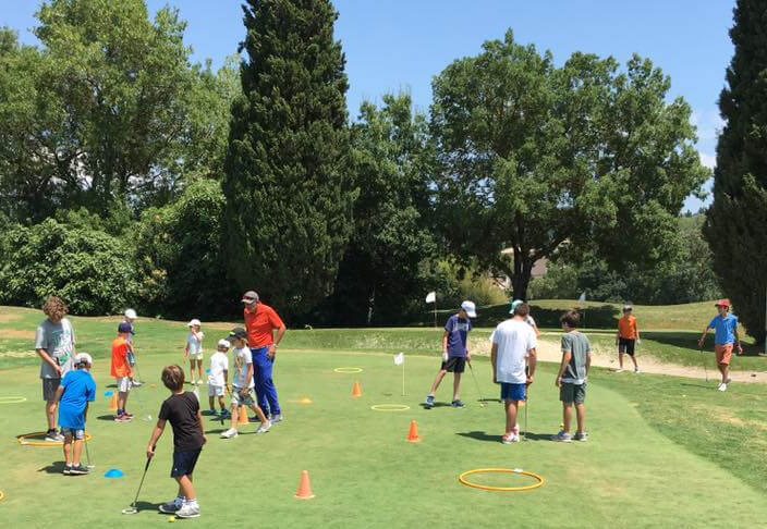 Cours collectifs pour junior en été 