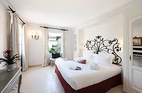 chambre  l'htel de Mougins - hbergement 4 toiles 