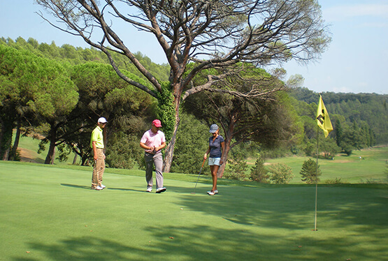 Cours de golf en hiver dans la région Provence 