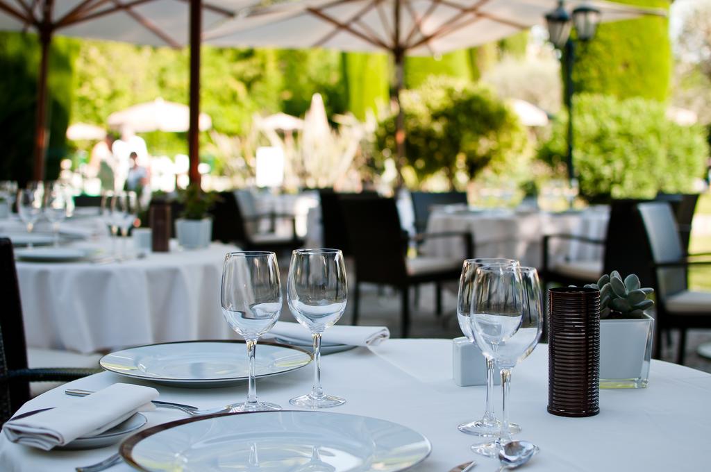 Hébergement 4 étoiles avec restaurant de l'Hôtel dans un cadre provençal
