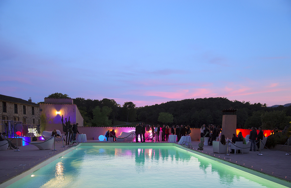 Soirées événementielle autour de la piscine